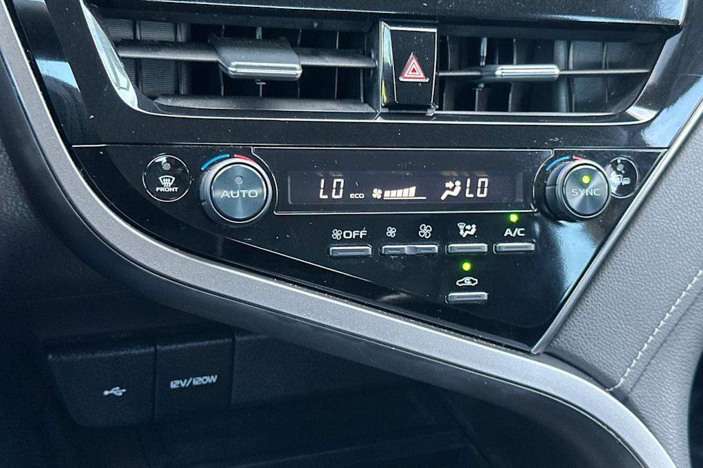 Thumbnail: 2022 Toyota Camry - 26