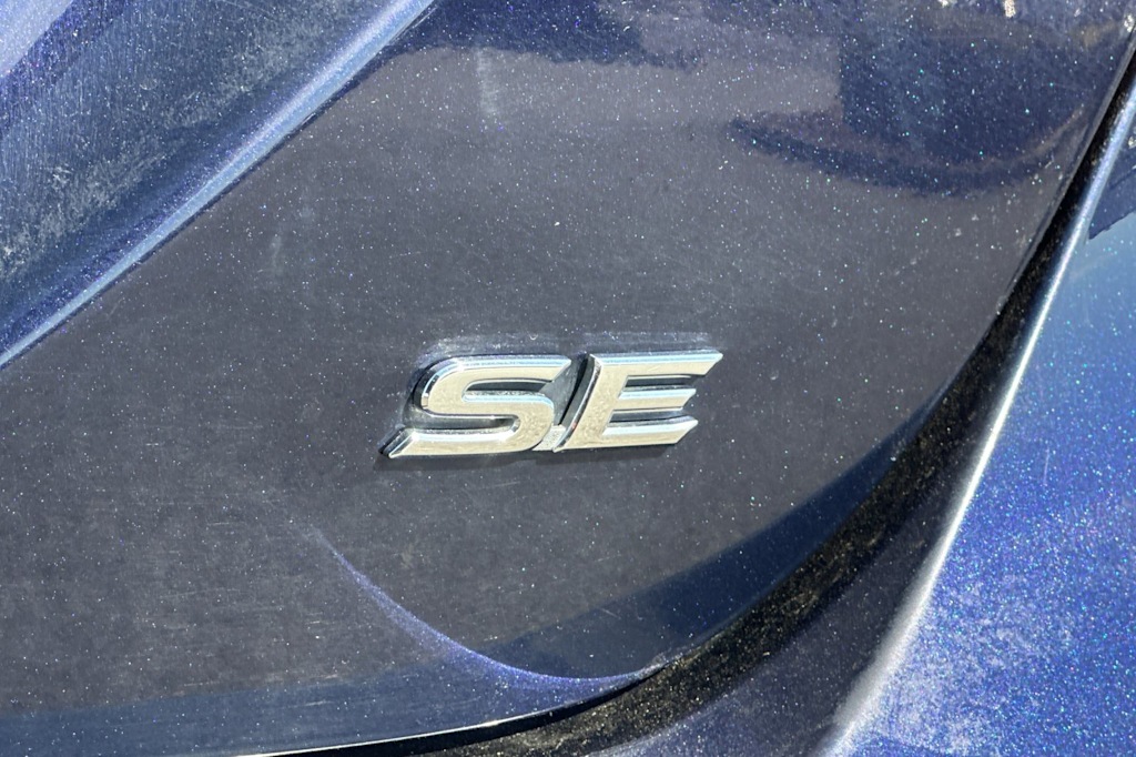 Thumbnail: 2022 Toyota Camry - 7