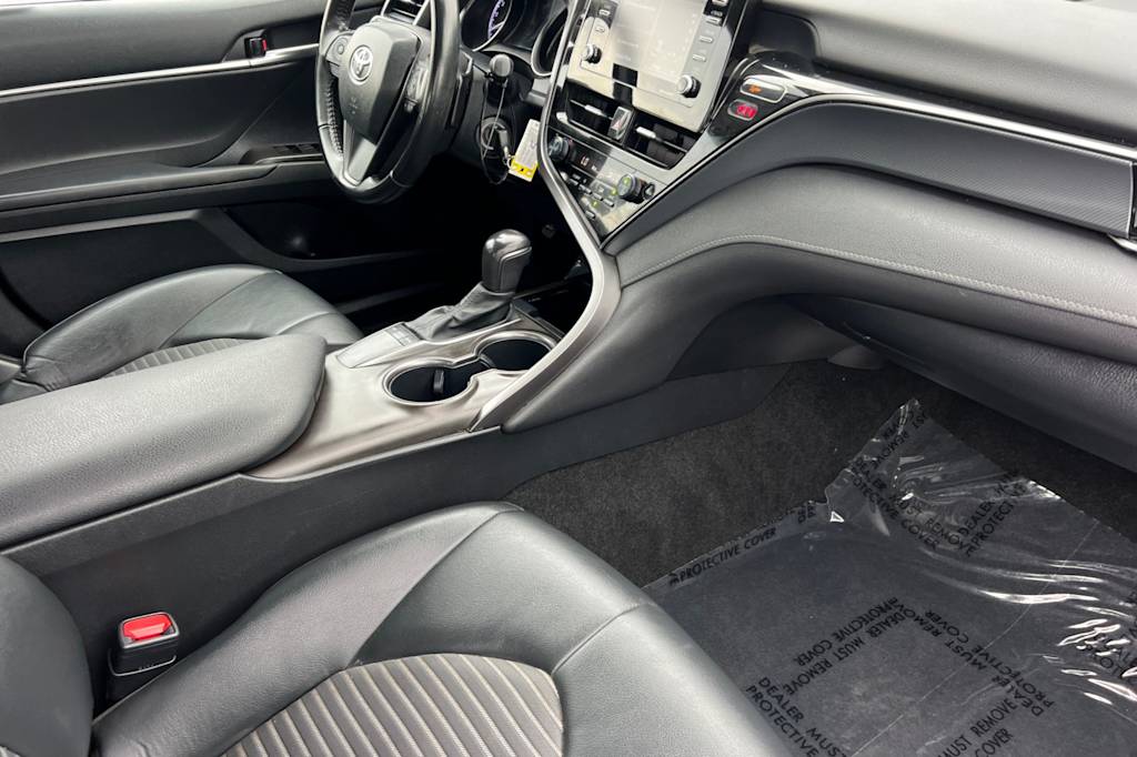 Thumbnail: 2023 Toyota Camry - 11