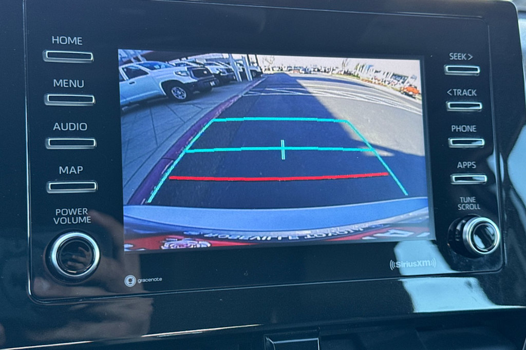 2022 Toyota Camry SE 23