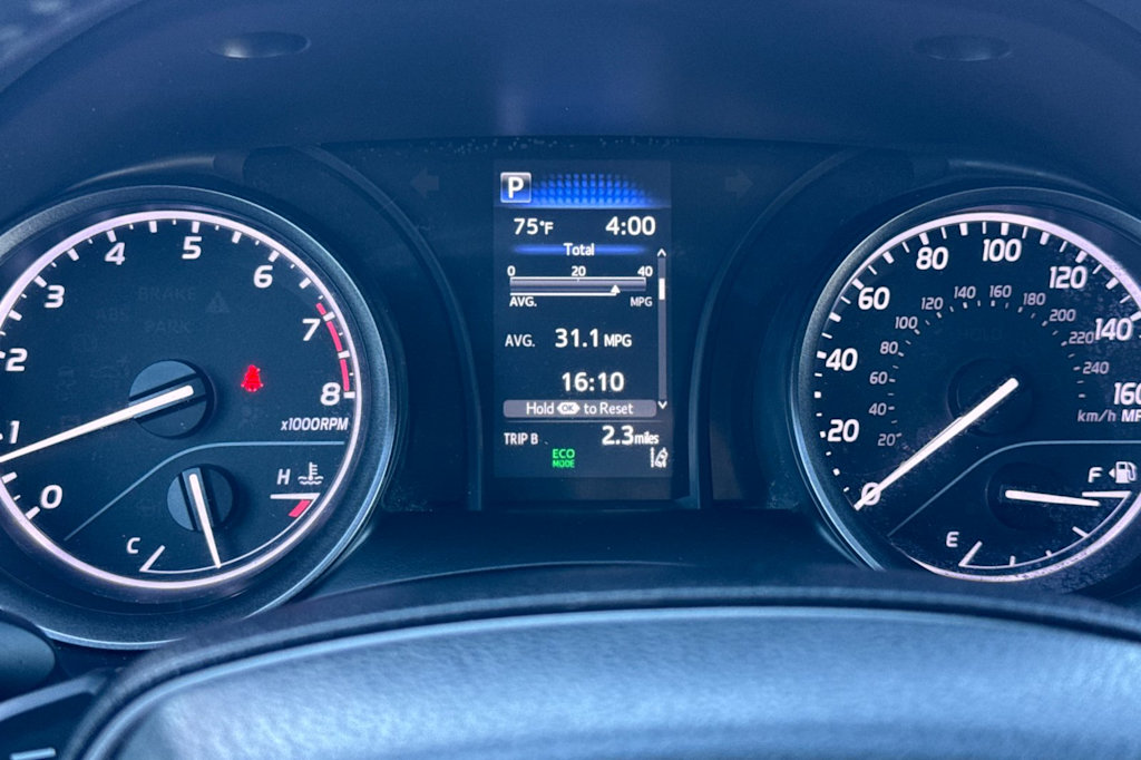 2022 Toyota Camry SE 15