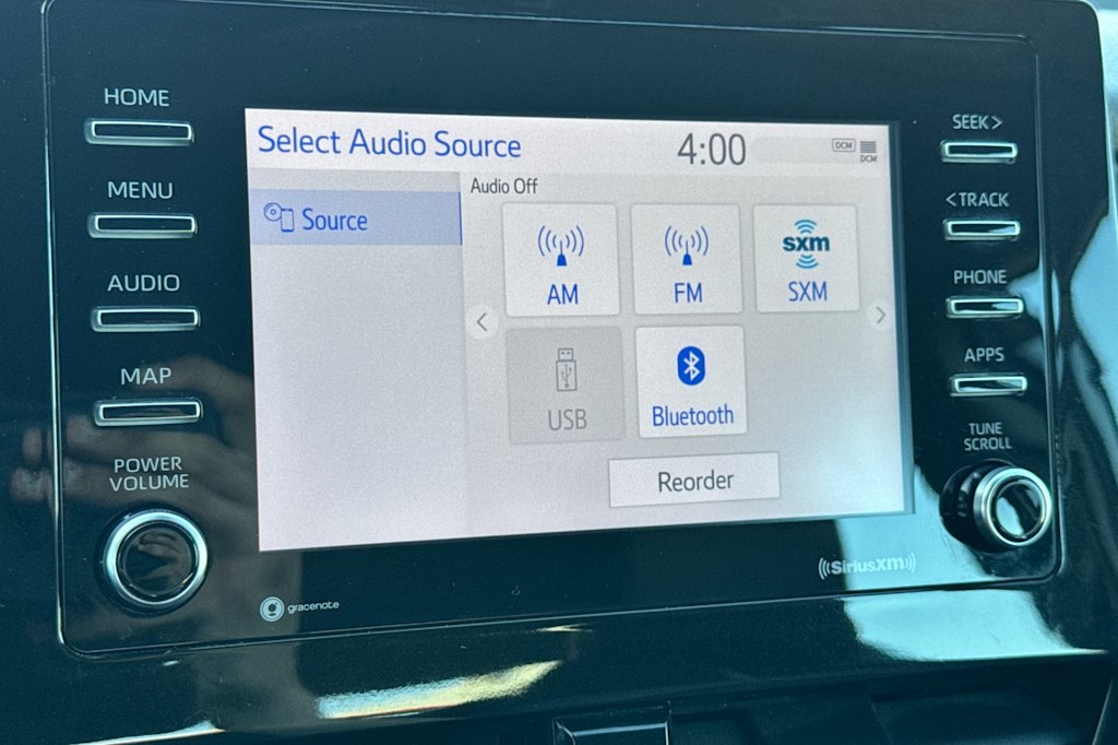 2022 Toyota Camry SE 13