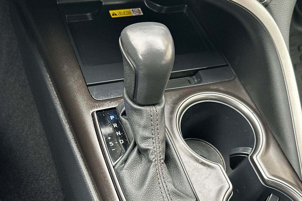 Thumbnail: 2024 Toyota Camry - 15