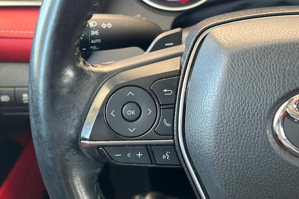 Thumbnail: 2020 Toyota Camry - 30