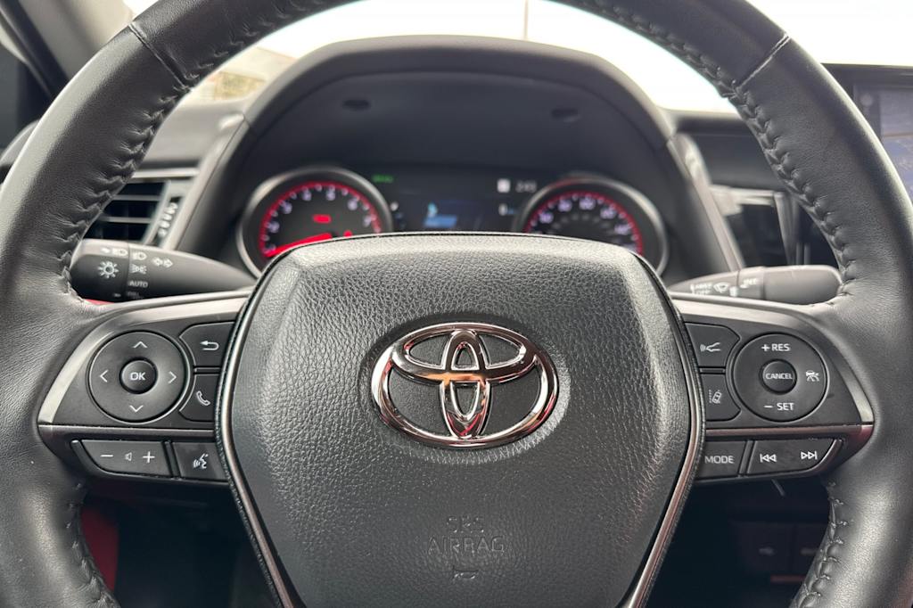 Thumbnail: 2023 Toyota Camry - 27