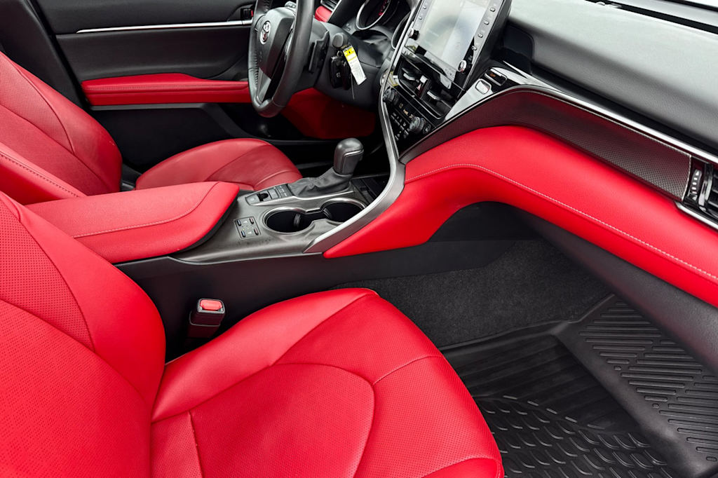 Thumbnail: 2023 Toyota Camry - 12