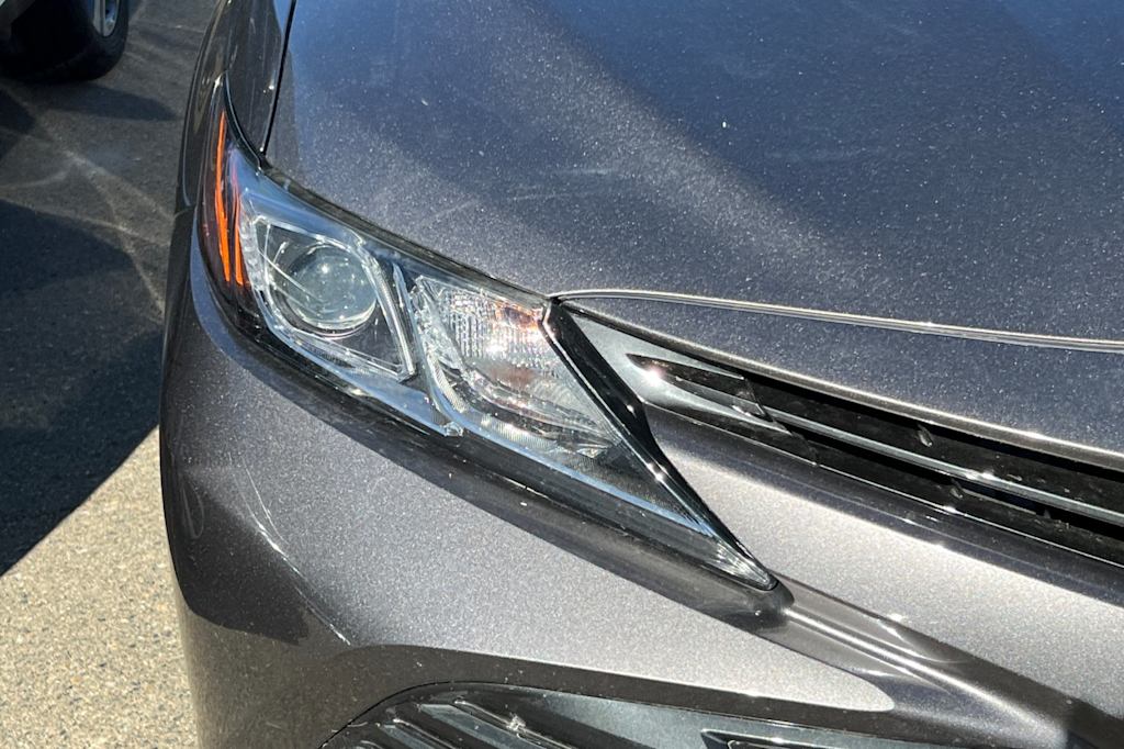 Thumbnail: 2020 Toyota Camry - 15