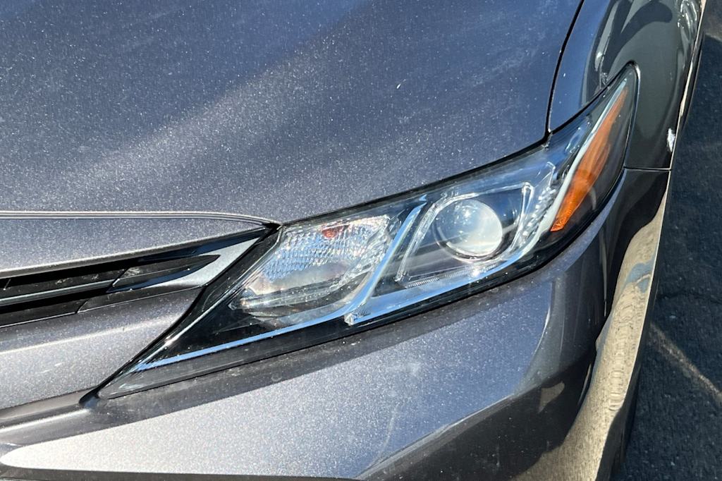Thumbnail: 2020 Toyota Camry - 12
