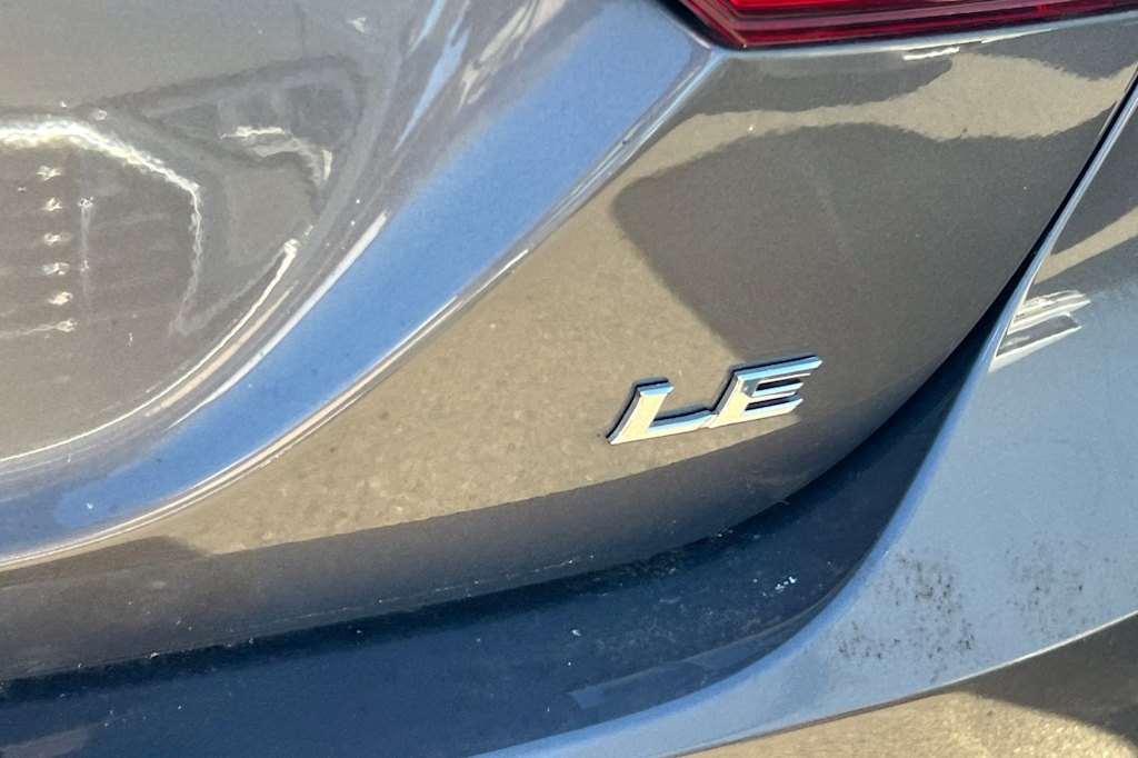 Thumbnail: 2020 Toyota Camry - 22