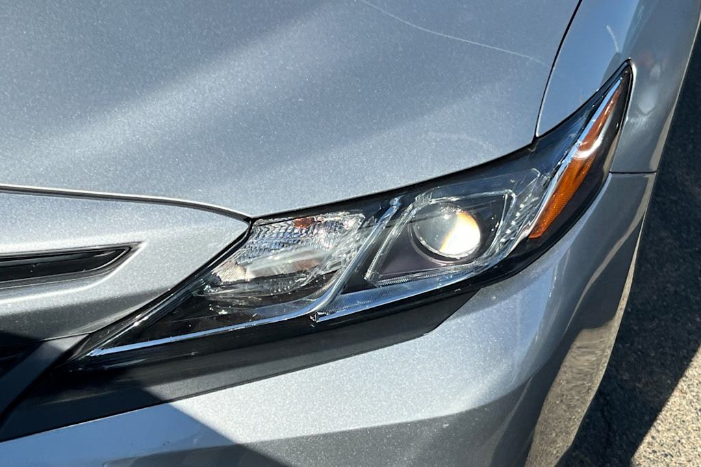 Thumbnail: 2020 Toyota Camry - 12