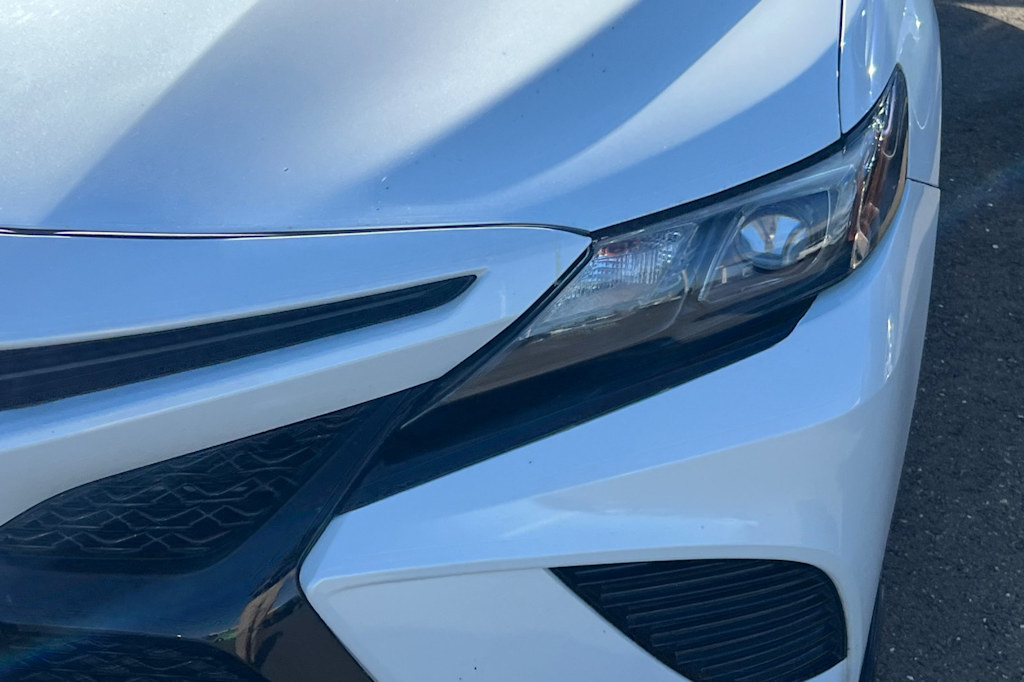 Thumbnail: 2020 Toyota Camry - 13