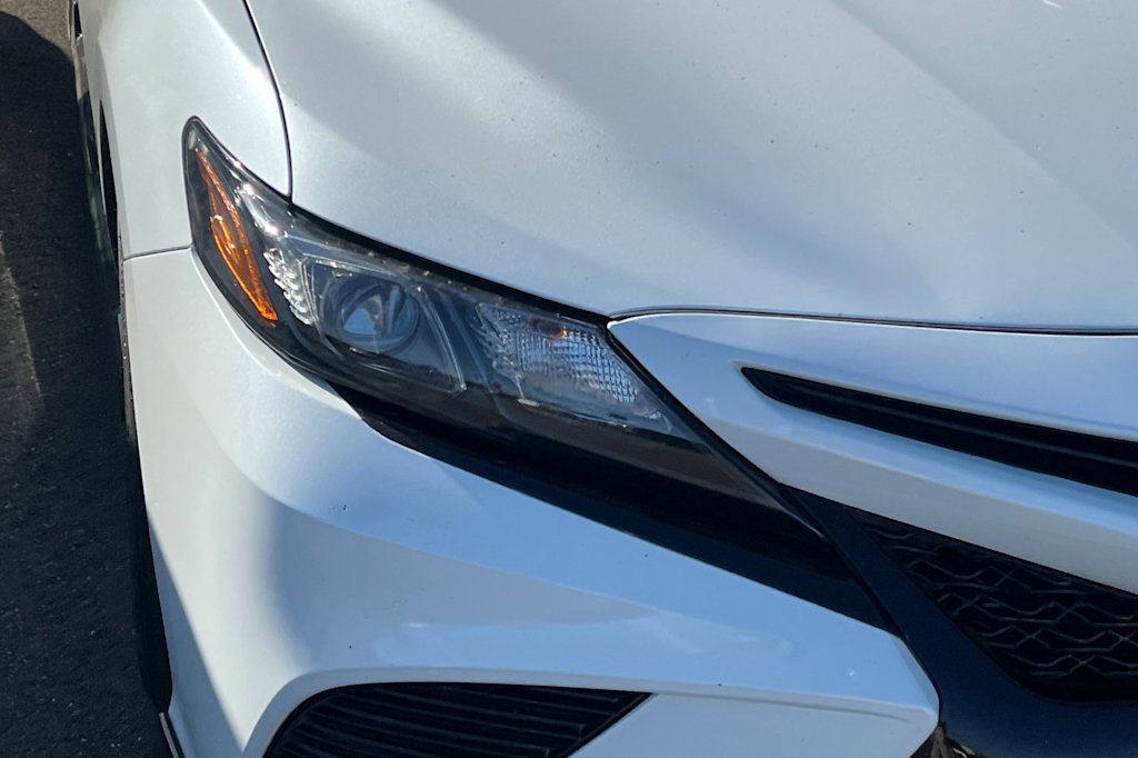 Thumbnail: 2020 Toyota Camry - 15