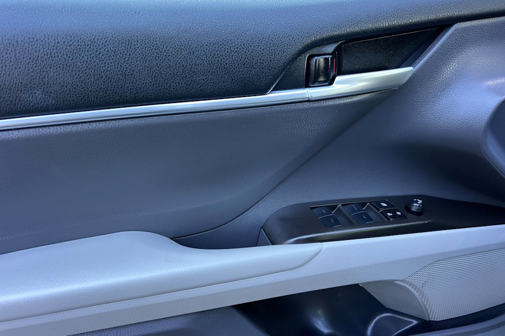 Thumbnail: 2024 Toyota Camry - 20