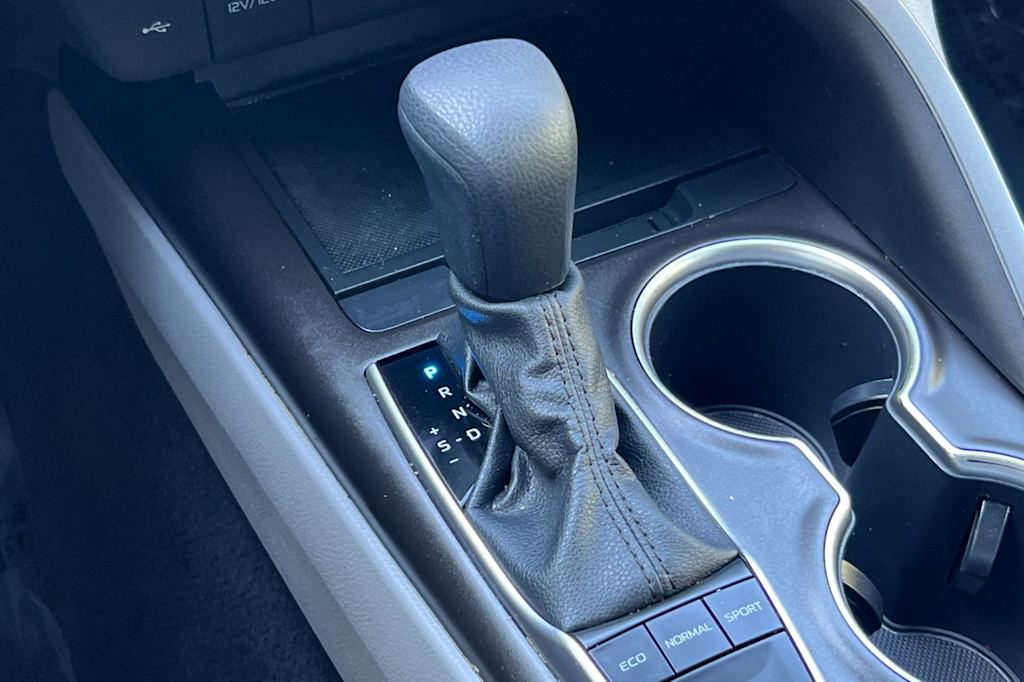 Thumbnail: 2024 Toyota Camry - 14