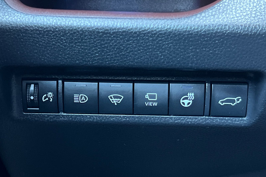 Thumbnail: 2021 Toyota RAV4 - 34