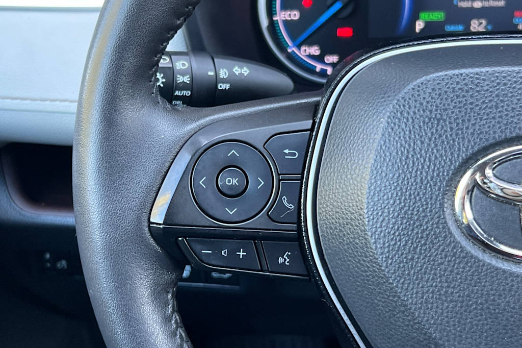 Thumbnail: 2021 Toyota RAV4 - 31