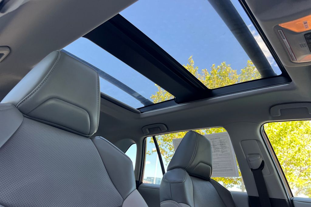 Thumbnail: 2021 Toyota RAV4 - 24