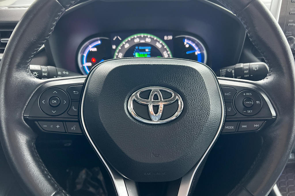 2021 Toyota RAV4 Limited 28