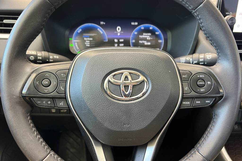 Thumbnail: 2023 Toyota RAV4 - 31