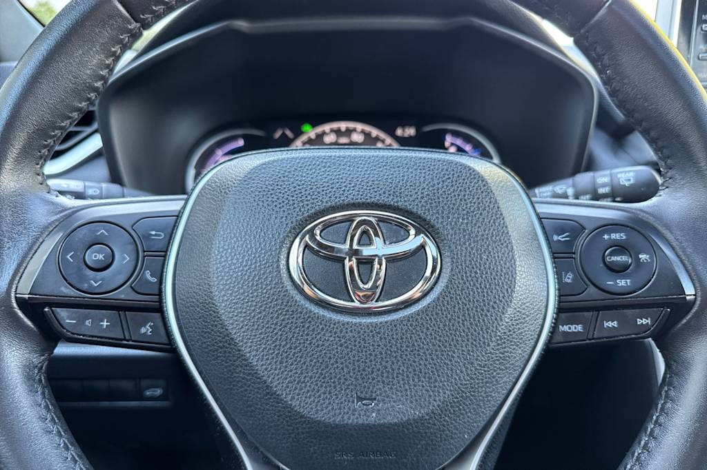 Thumbnail: 2021 Toyota RAV4 - 28