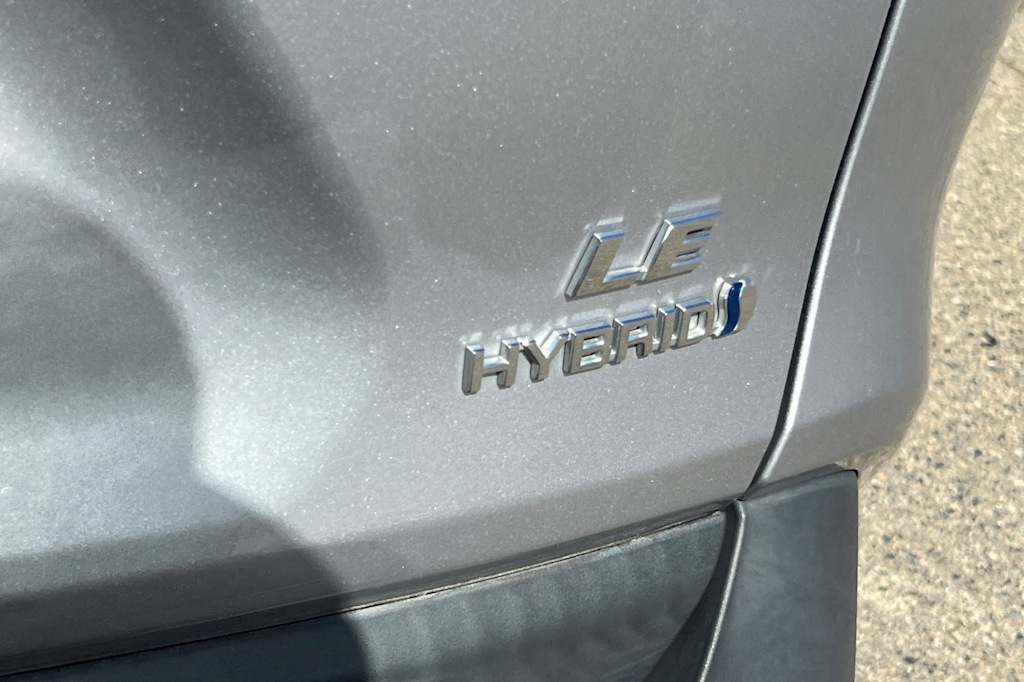 Thumbnail: 2021 Toyota RAV4 - 22