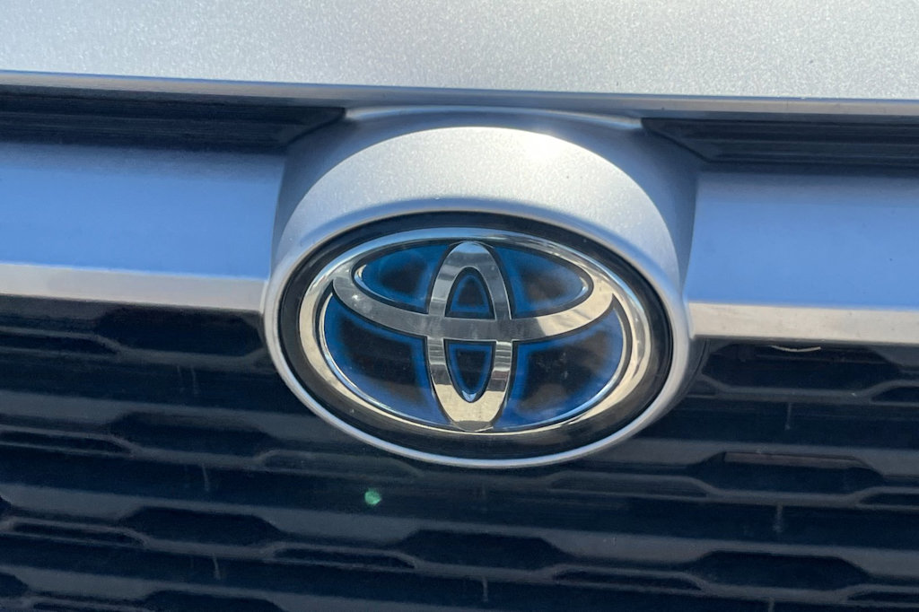 Thumbnail: 2021 Toyota RAV4 - 14