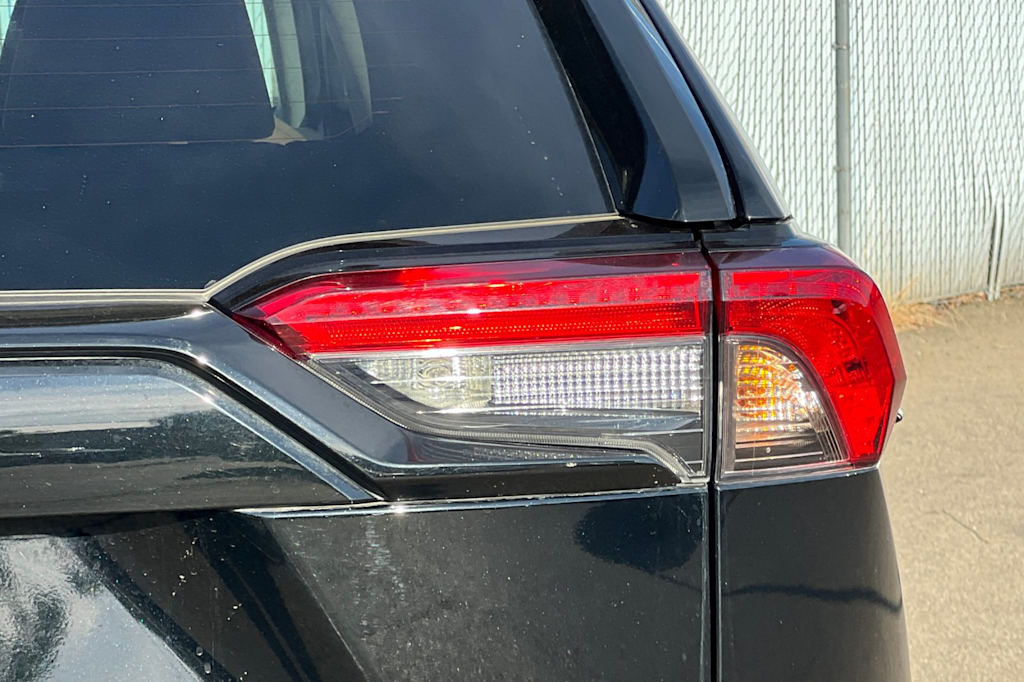Thumbnail: 2023 Toyota RAV4 - 22