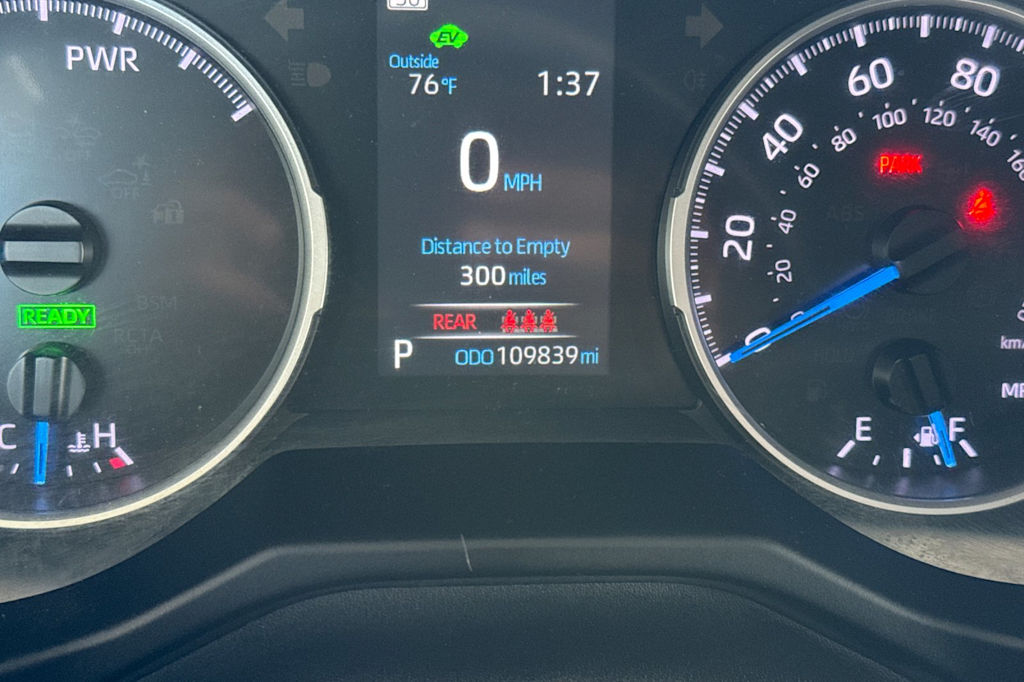 Thumbnail: 2021 Toyota RAV4 - 30