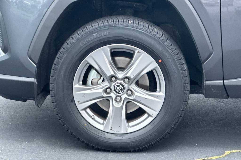 Thumbnail: 2024 Toyota RAV4 - 8