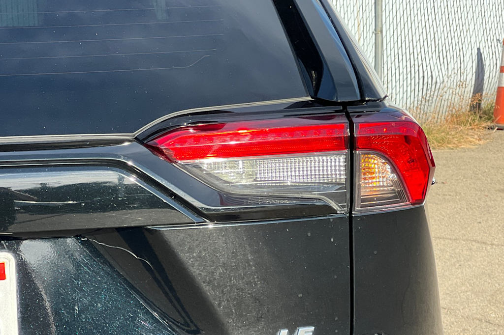 Thumbnail: 2023 Toyota RAV4 - 22