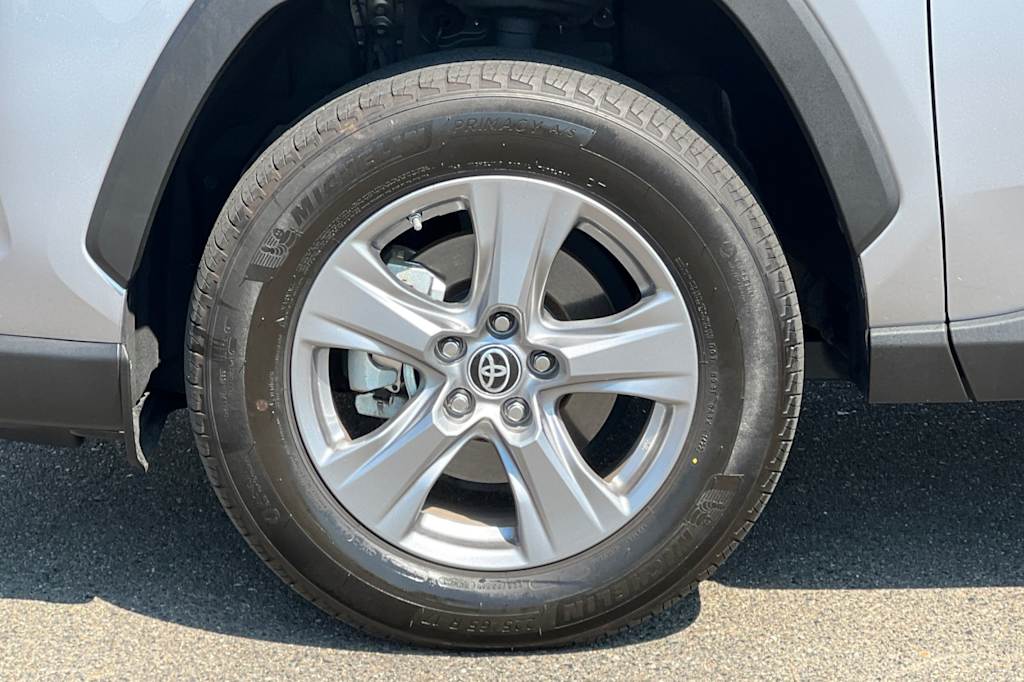 Thumbnail: 2022 Toyota RAV4 - 7
