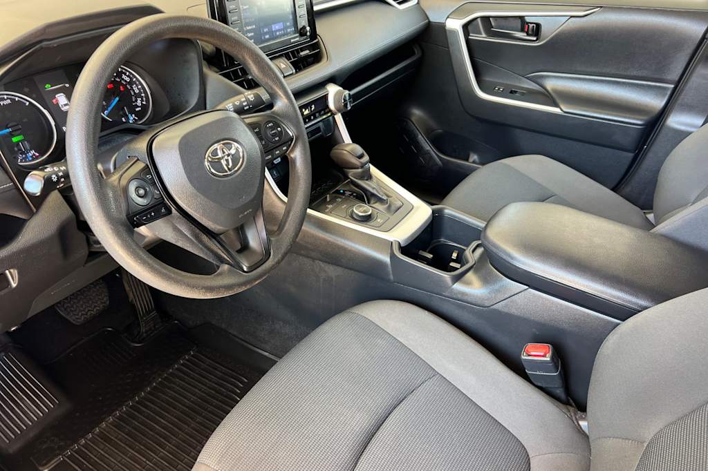 Thumbnail: 2022 Toyota RAV4 - 8