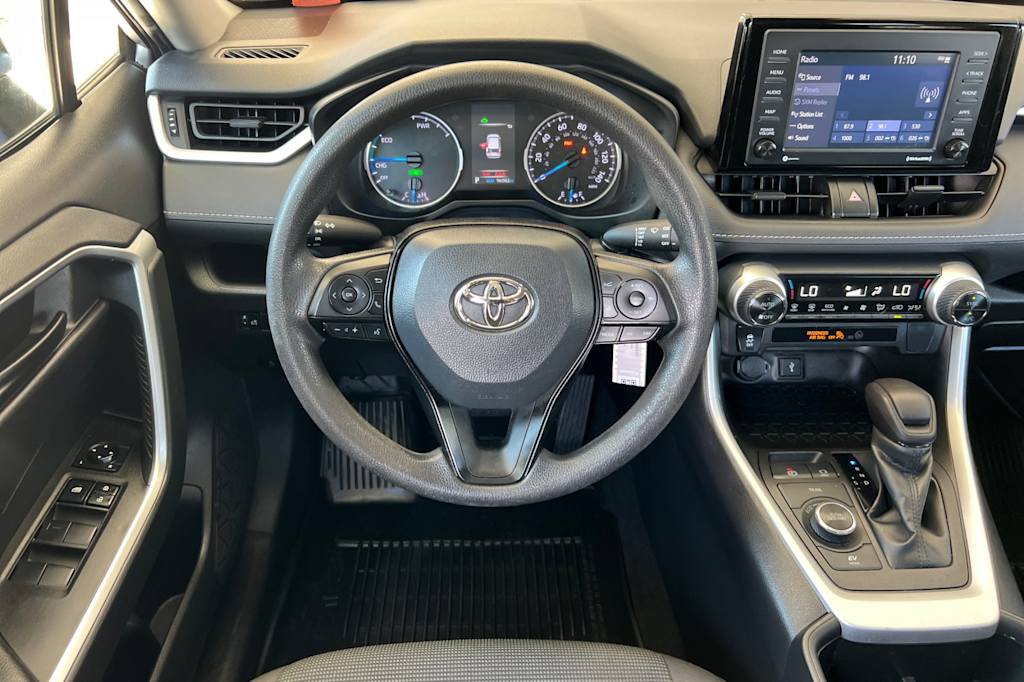 Thumbnail: 2022 Toyota RAV4 - 10