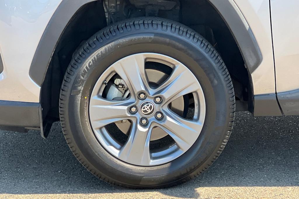 Thumbnail: 2022 Toyota RAV4 - 7