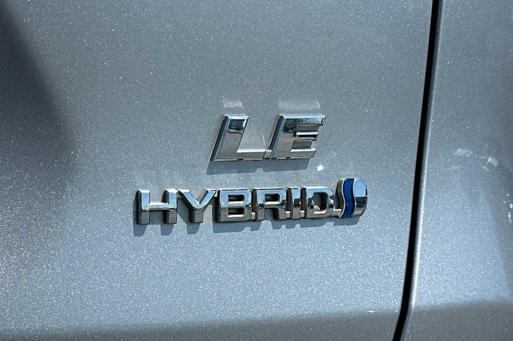 Thumbnail: 2020 Toyota RAV4 - 7
