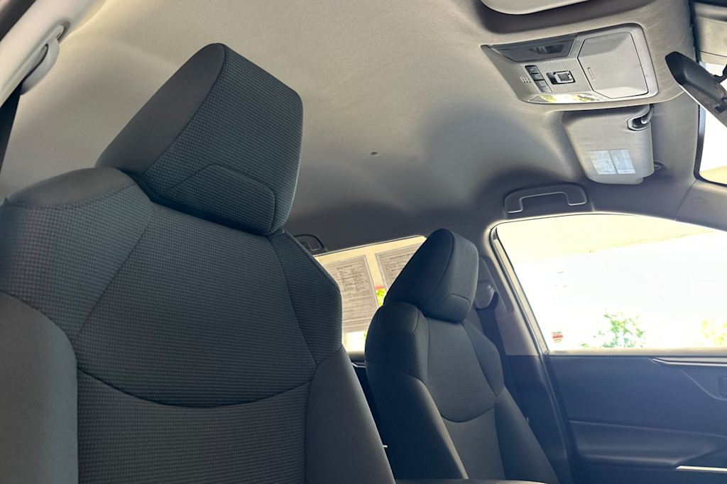 Thumbnail: 2020 Toyota RAV4 - 24