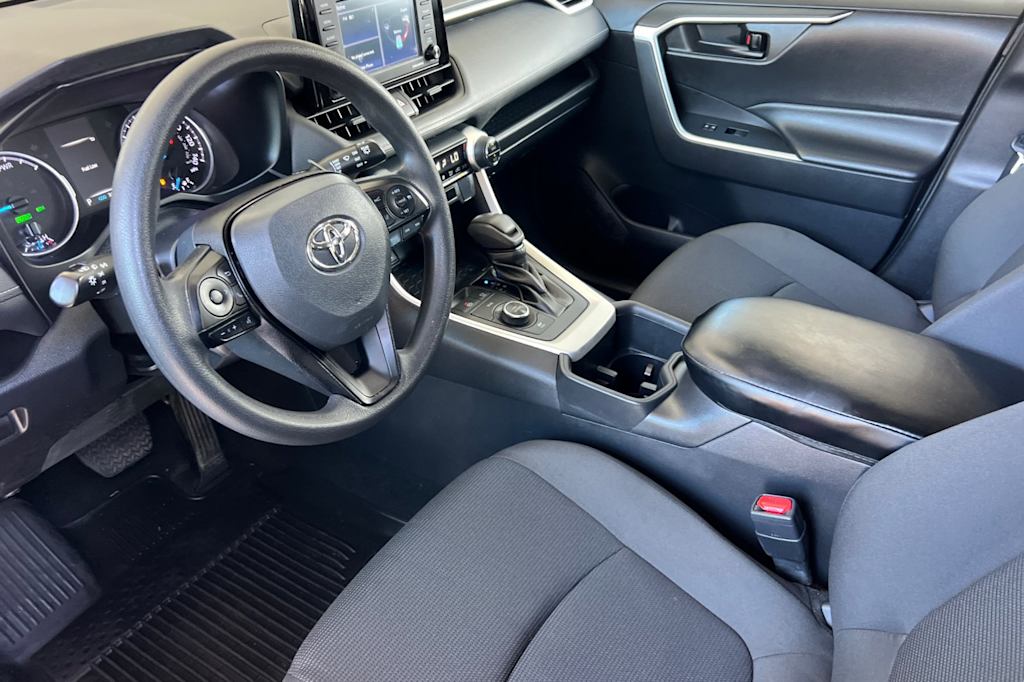 Thumbnail: 2022 Toyota RAV4 - 8