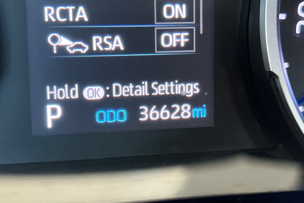 Thumbnail: 2022 Toyota RAV4 - 30