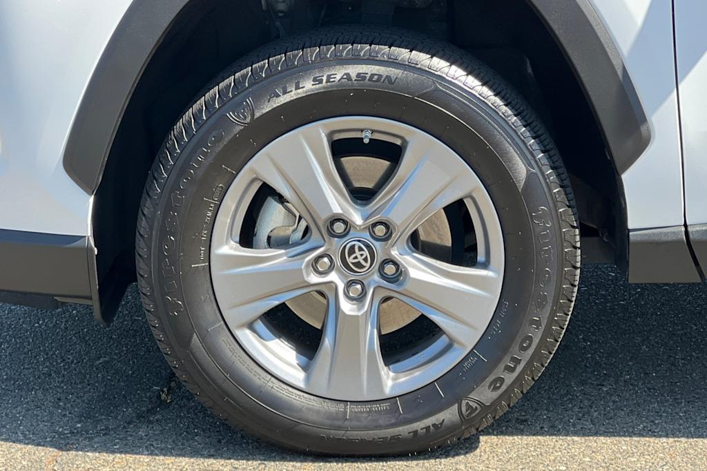 Thumbnail: 2023 Toyota RAV4 - 7