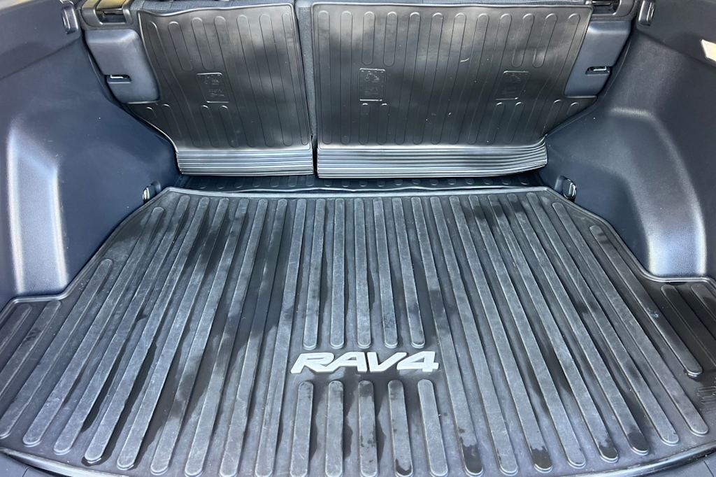 Thumbnail: 2024 Toyota RAV4 - 16