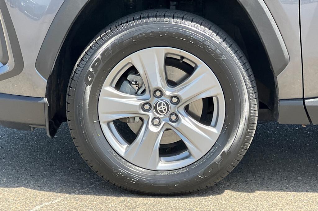 Thumbnail: 2024 Toyota RAV4 - 7