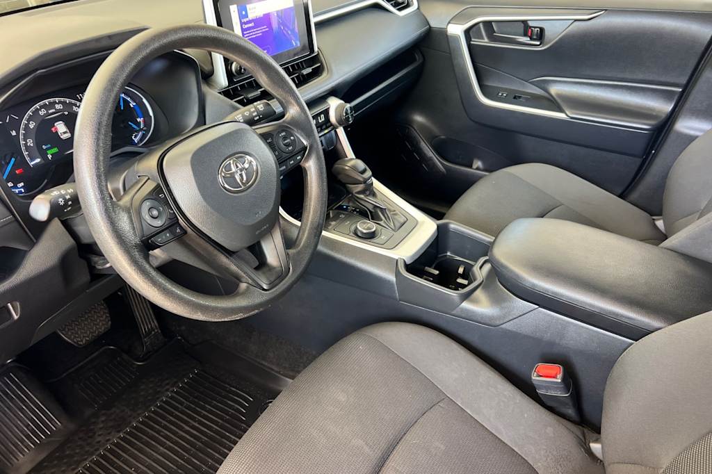 Thumbnail: 2024 Toyota RAV4 - 8