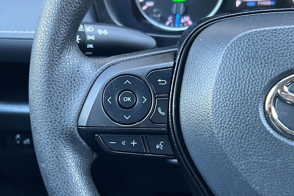 Thumbnail: 2021 Toyota RAV4 - 28