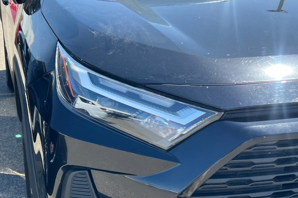 Thumbnail: 2023 Toyota RAV4 - 15