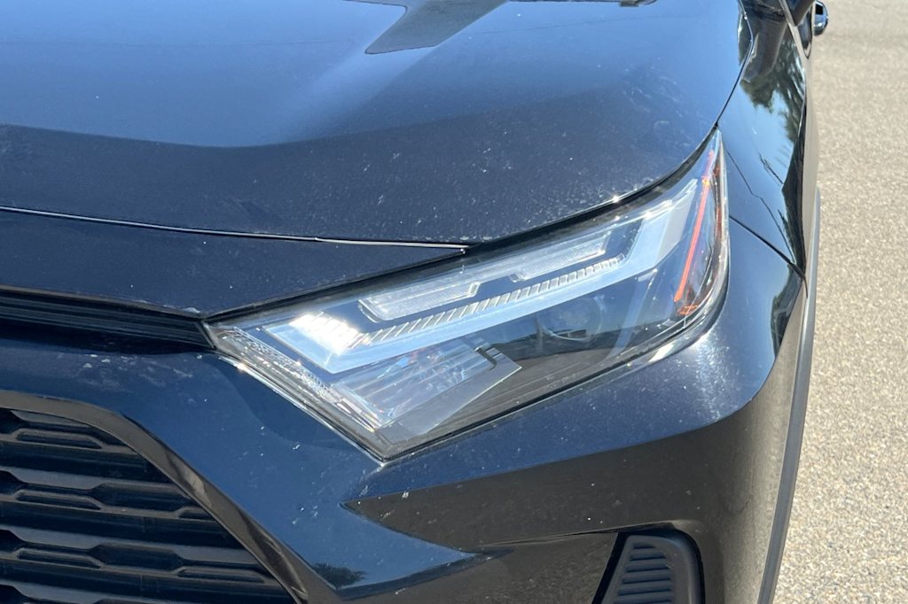 Thumbnail: 2023 Toyota RAV4 - 13
