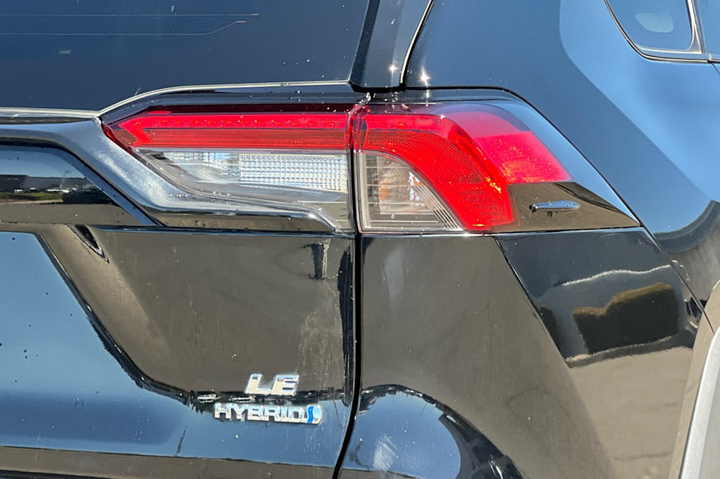 Thumbnail: 2023 Toyota RAV4 - 29