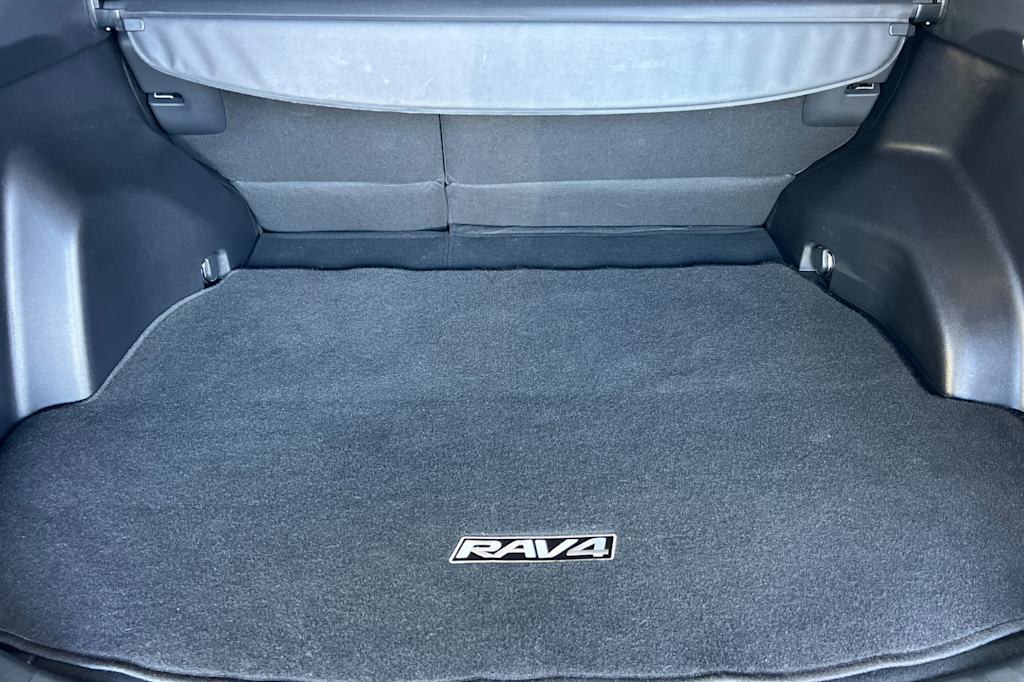 Thumbnail: 2024 Toyota RAV4 - 16