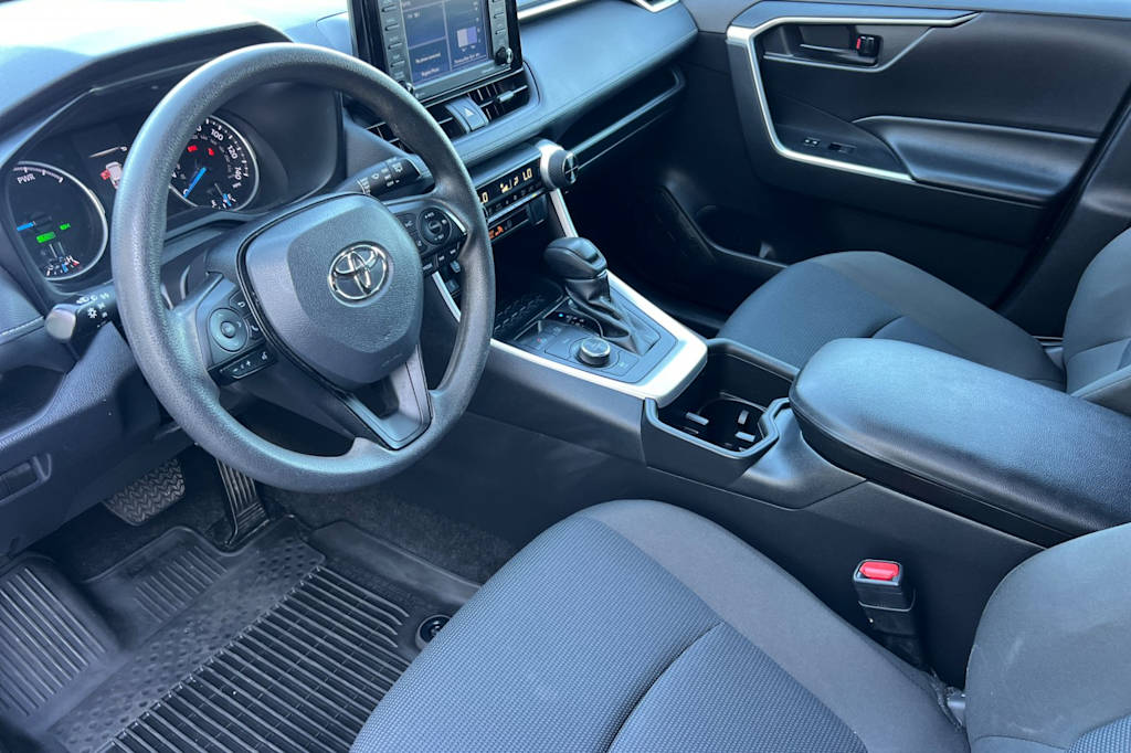 Thumbnail: 2022 Toyota RAV4 - 8