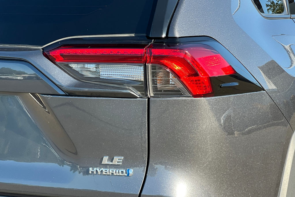 Thumbnail: 2022 Toyota RAV4 - 32