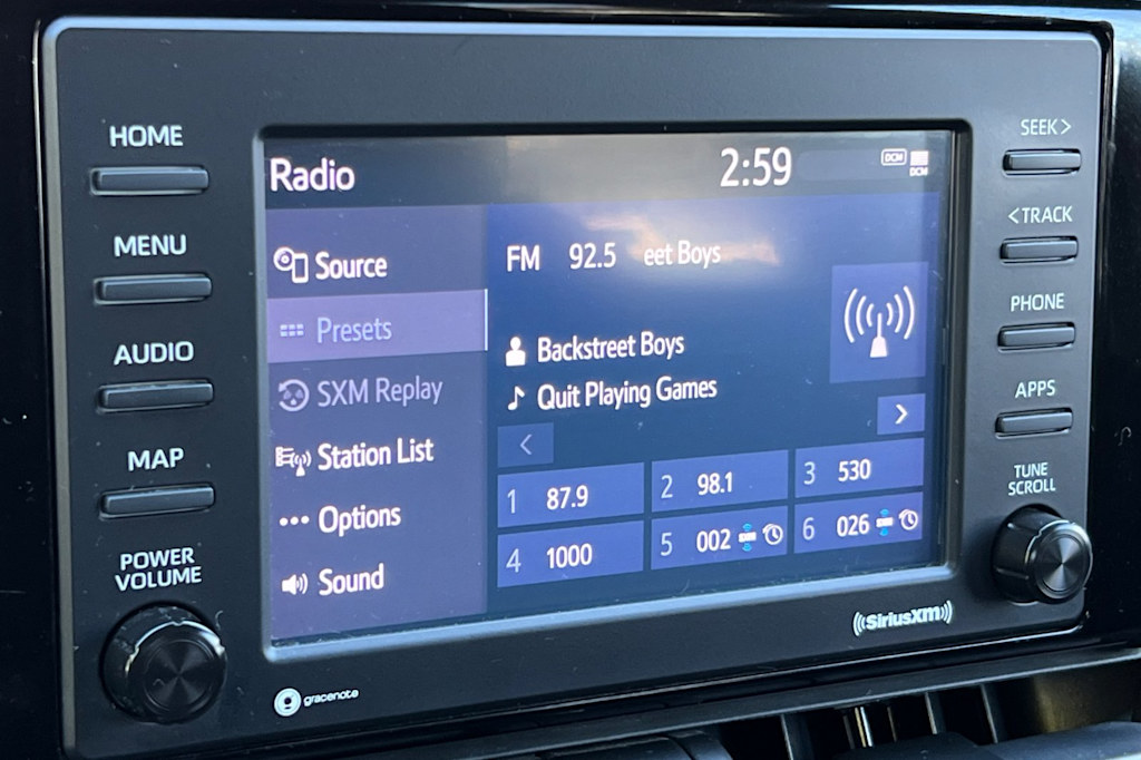 Thumbnail: 2021 Toyota RAV4 - 13